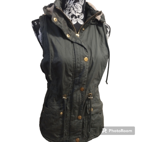 Snobbish Anorak Hooded Faux Fur Lined Vest - Picture 8 of 8